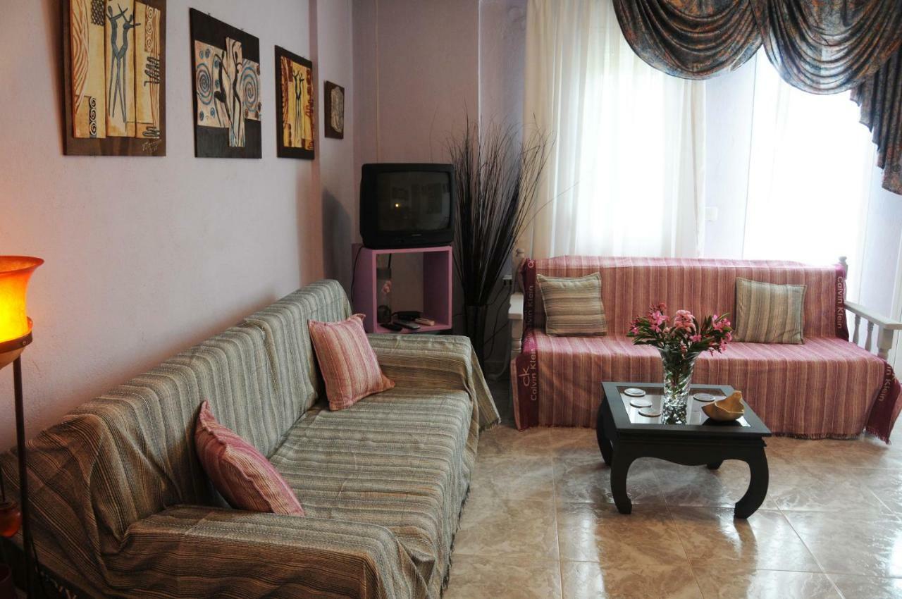 House Of Arts Daire Pélla Dış mekan fotoğraf